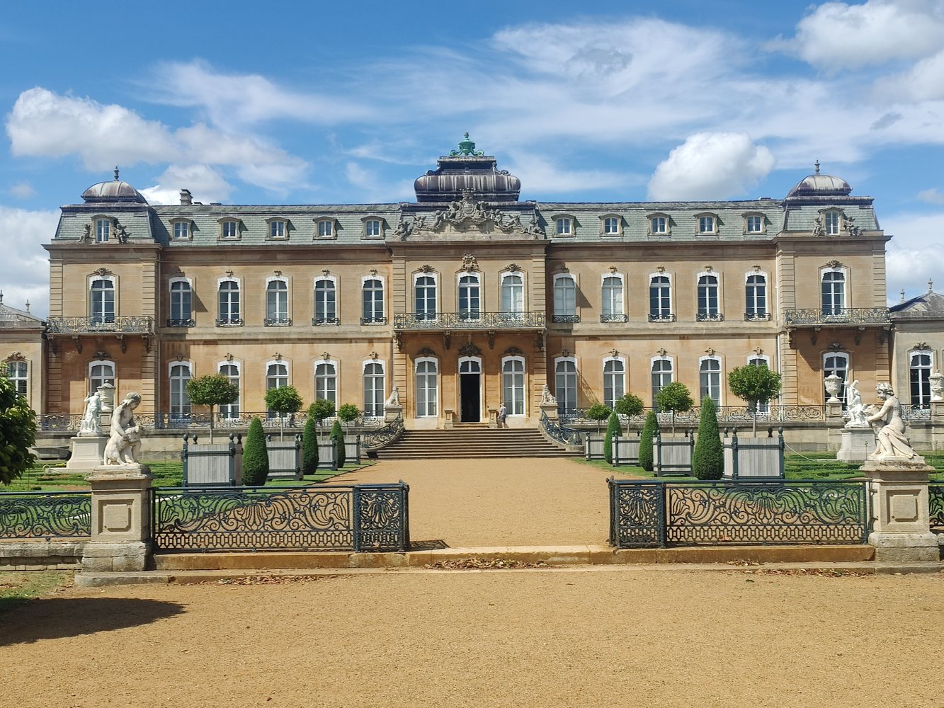 Wrest Park house and gardens on a bright day